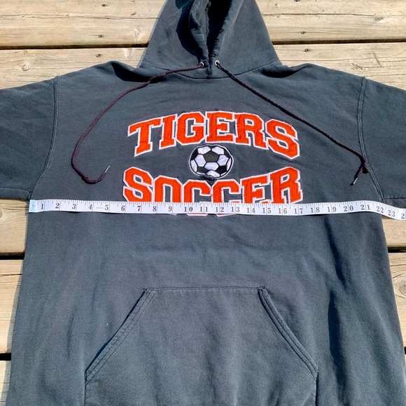 💛 Vintage 90s Lettermen Sports Tigers Soccer Black Hoodie Size Large Thrashed - Picture 6 of 10